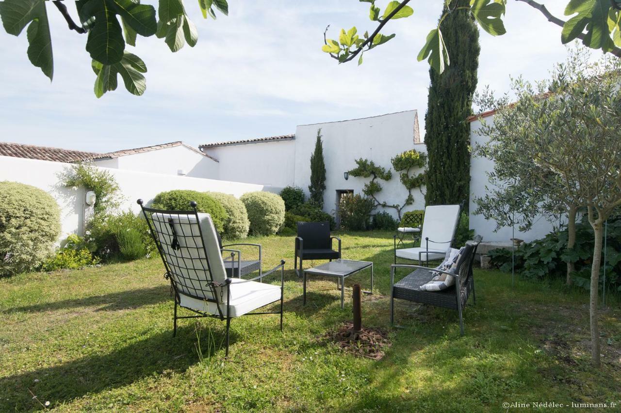 Le Clos Du Vieux Porche La Couarde-sur-Mer Exterior photo